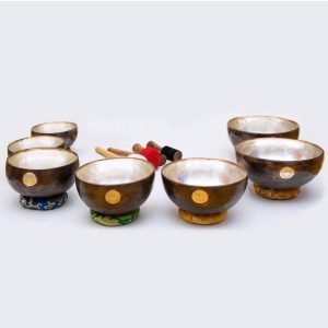 Newmoon Hammered Singing Bowls Chakra Set (7 bowls) (17-25 cm, 10 kg)