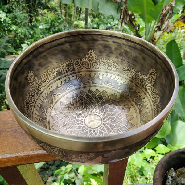 Sahasrara Mantra Singing Bowl - G (21 cm, 1.3 kg)