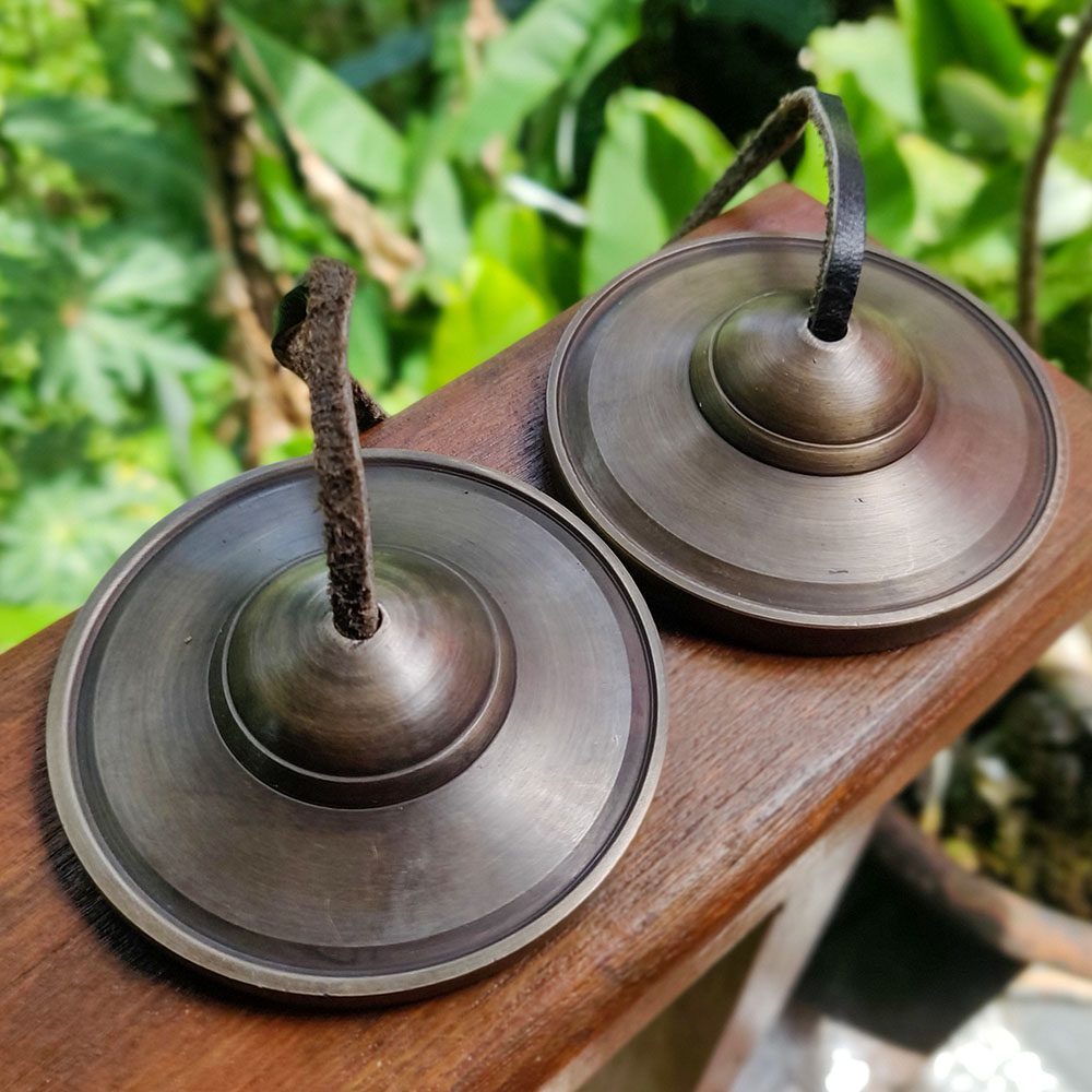 Bronze Tingsha With Bag (Tibetan Bells) (8.3 cm, 490 gr) - Image 4