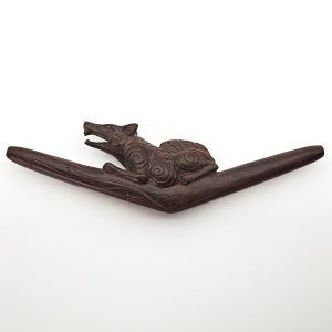 Wooden Tepi Pipe "Coyote" (Tamarind Wood)