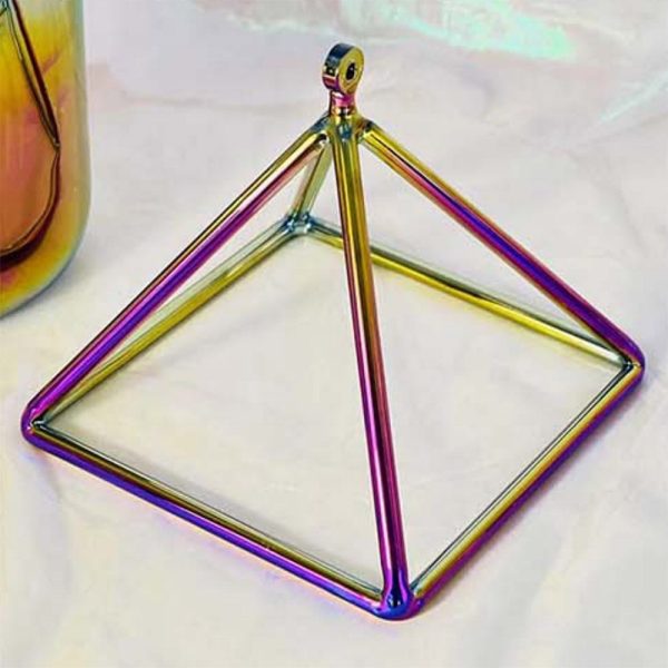 Crystal Singing Pyramid Titanium Blue (15 cm)