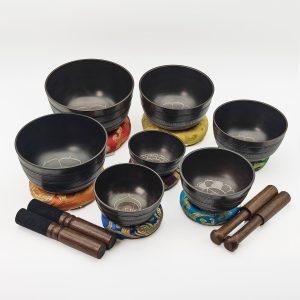 Small Singing Bowls Black Carving Set (7 bowls) (8-13 cm, 2.6 kg)