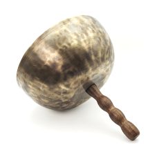 Vibrating Hammered Singing Bowl With Handle - A2 (22 cm, 1.2 kg)