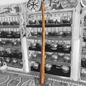 Wooden Didgeridoo Eucalyptus (E2, 183 cm, 3.4 kg) (+ case)