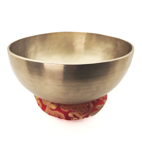 Hole Vibrating Hammered Singing Bowl - C3 (24 cm, 1.6 kg) - Image 4
