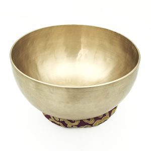 Vibrating Massage Hammered Singing Bowl - D3 (22 cm, 1.6 kg)