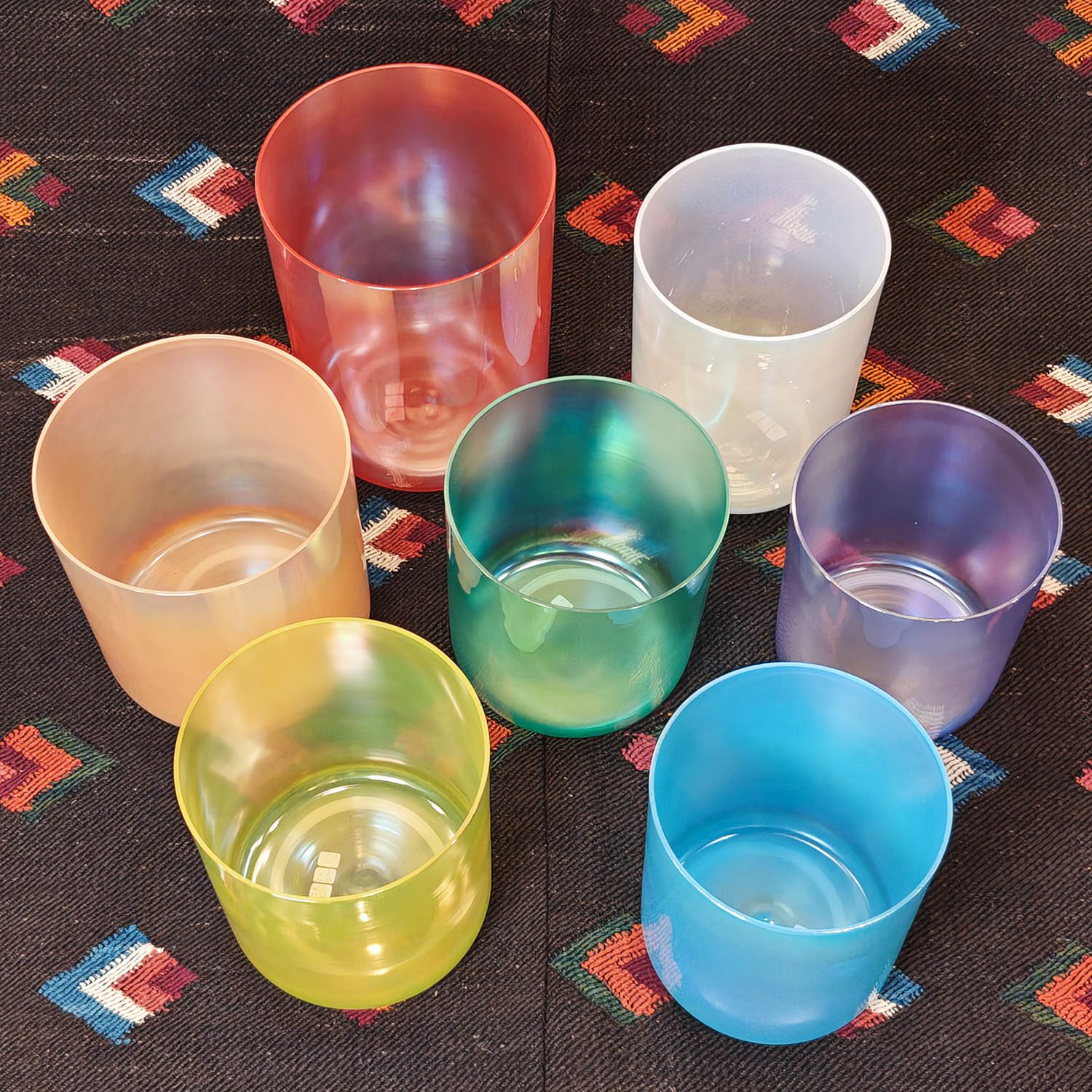 Alchemy Crystal Singing Bowls Set Colorful (Octave 4) (15-18 cm, 4.5 kg) - Image 2