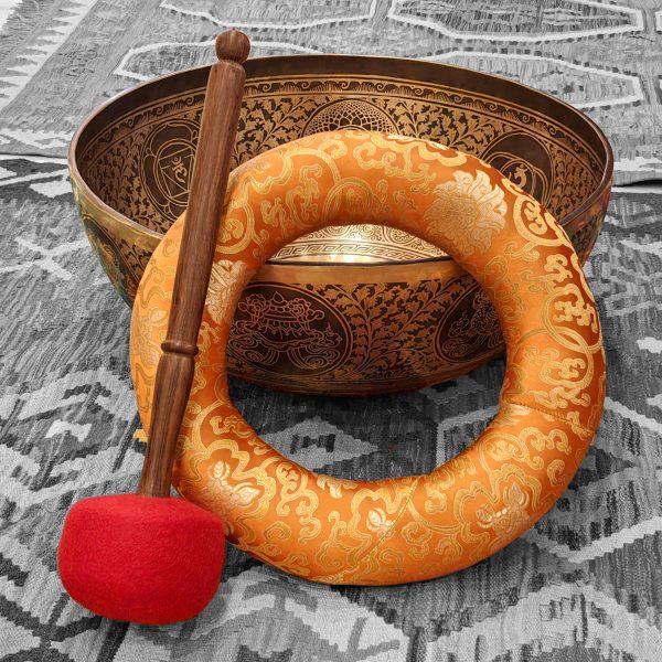 Standing Mantra Hammered Singing Bowl - B2 (55 cm, 12.5 kg) - Image 6