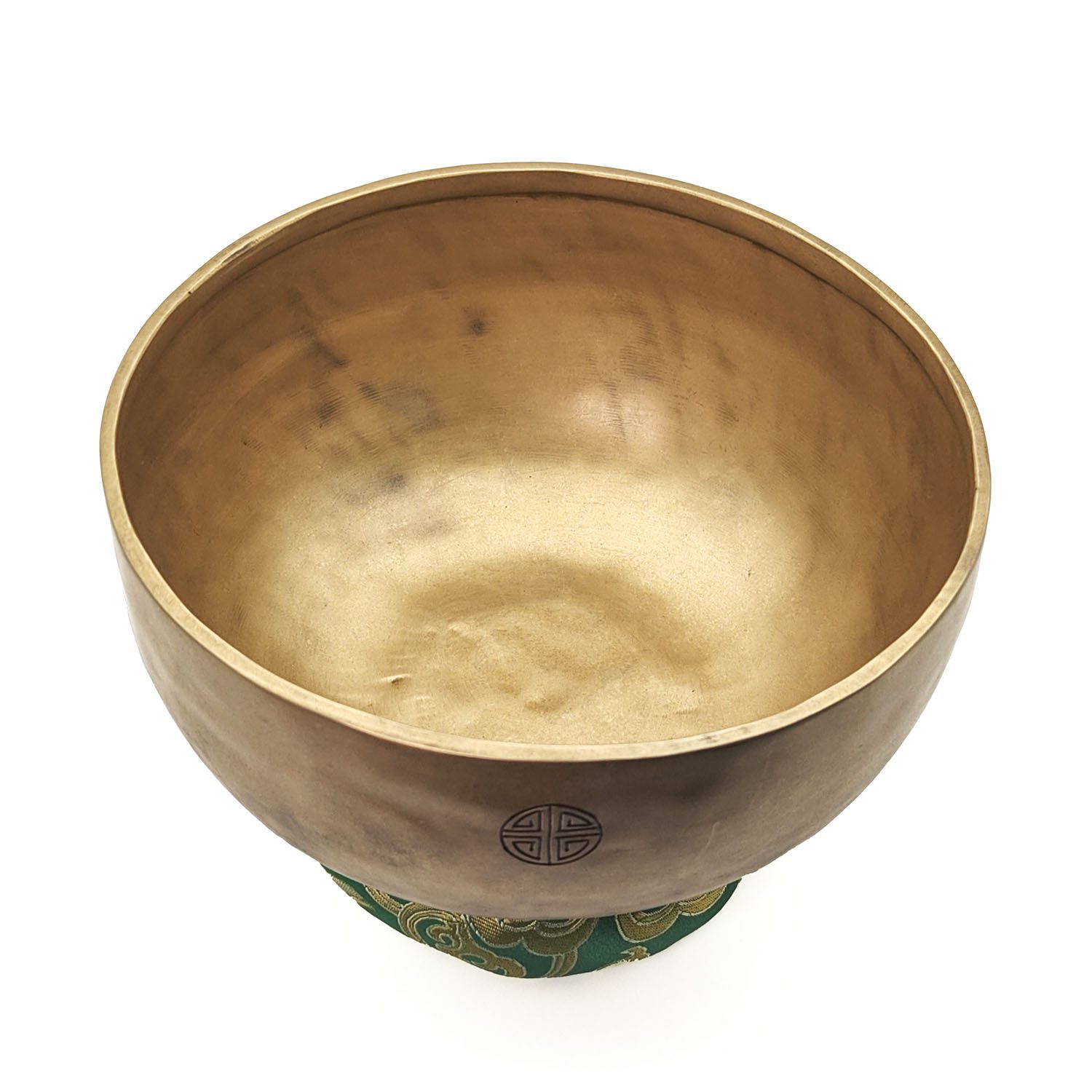 Fullmoon Santa Hammered Singing Bowl - G3 (19 cm, 0.9 kg) - Image 2