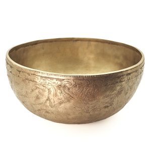 Deep Carving Golden Hammered Singing Bowl "Animal's Garden" - A2 (28 cm, 2.5 kg)