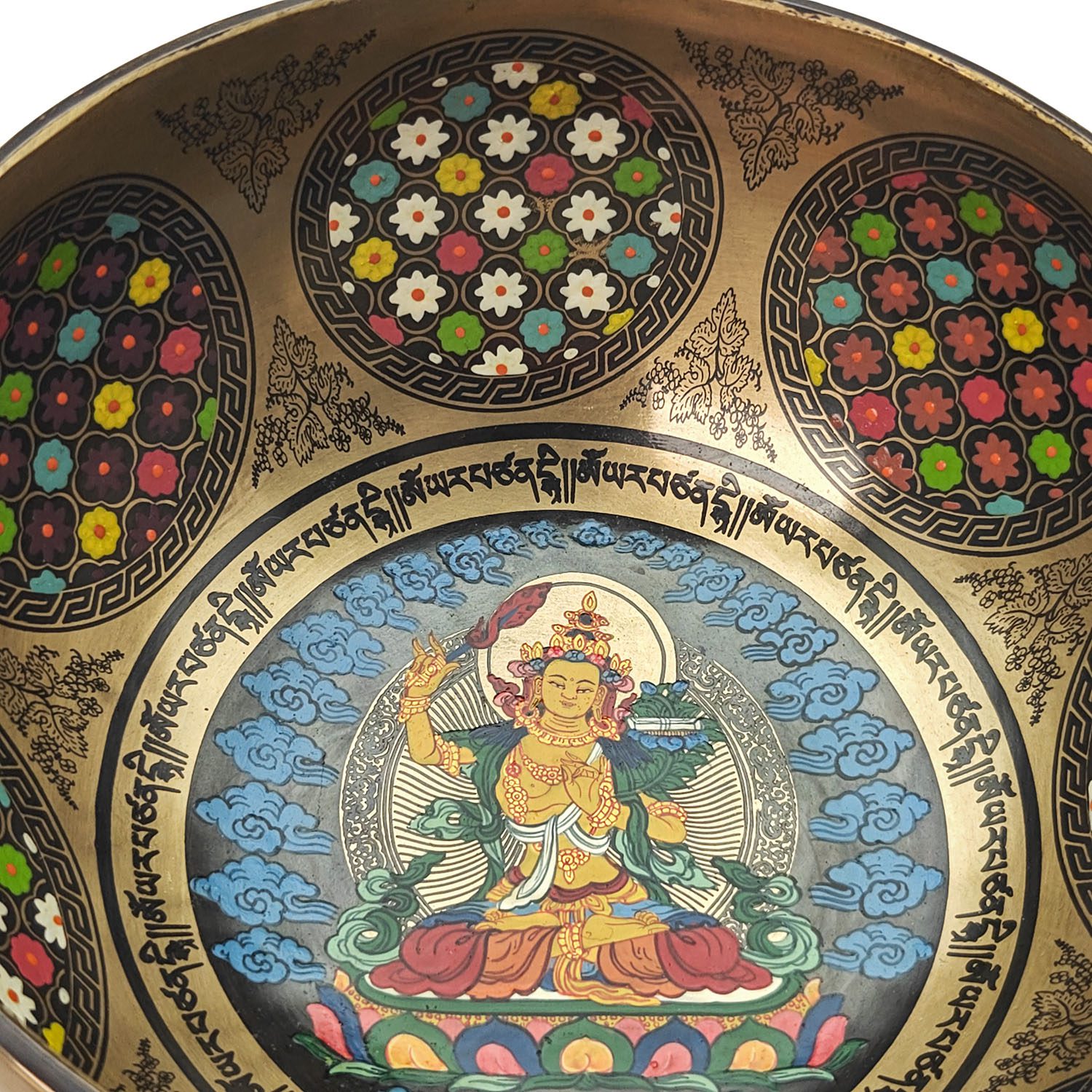 Thangka Hammered Singing Bowl "Chenrezig" - C#4 (17 cm, 1 kg) - Image 5