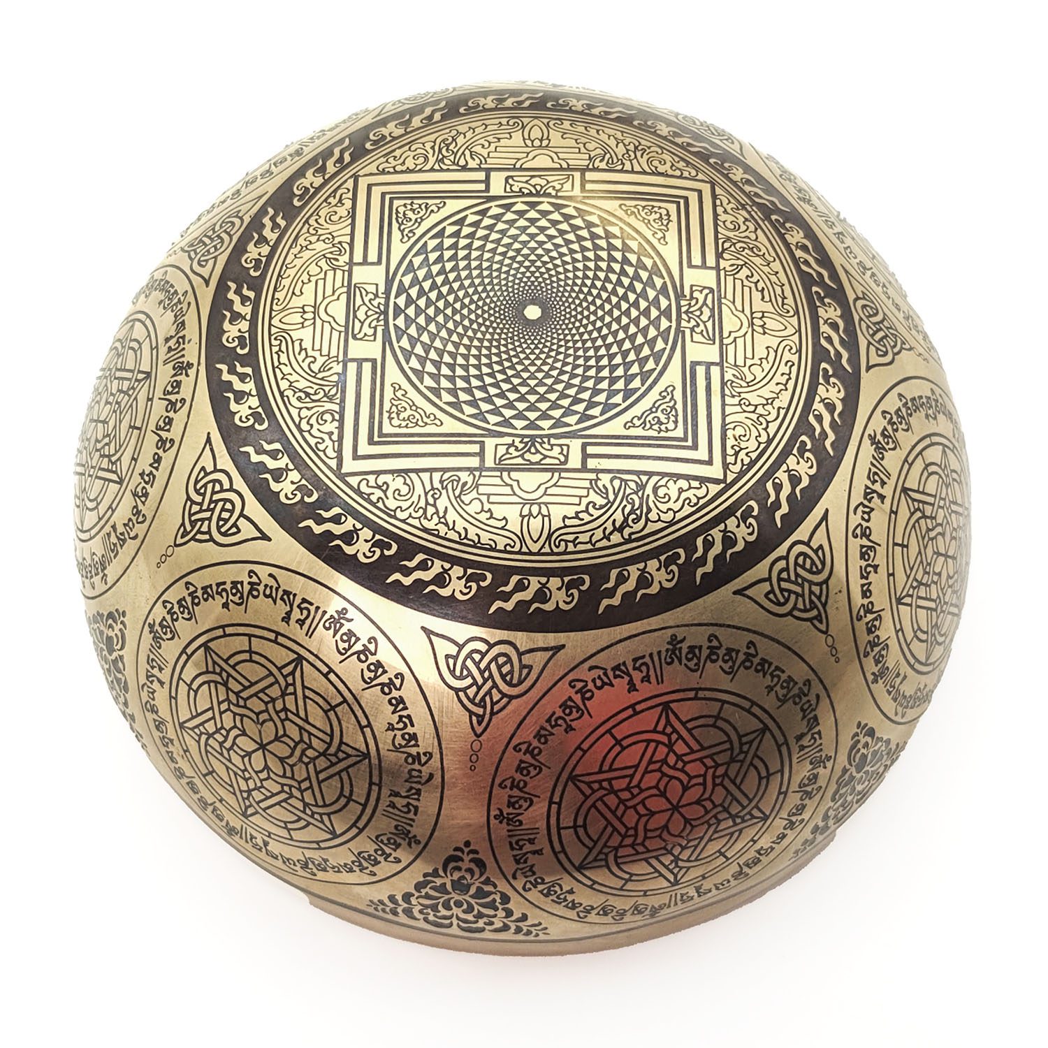 Thangka Hammered Singing Bowl "Chenrezig" - C#4 (17 cm, 1 kg) - Image 7