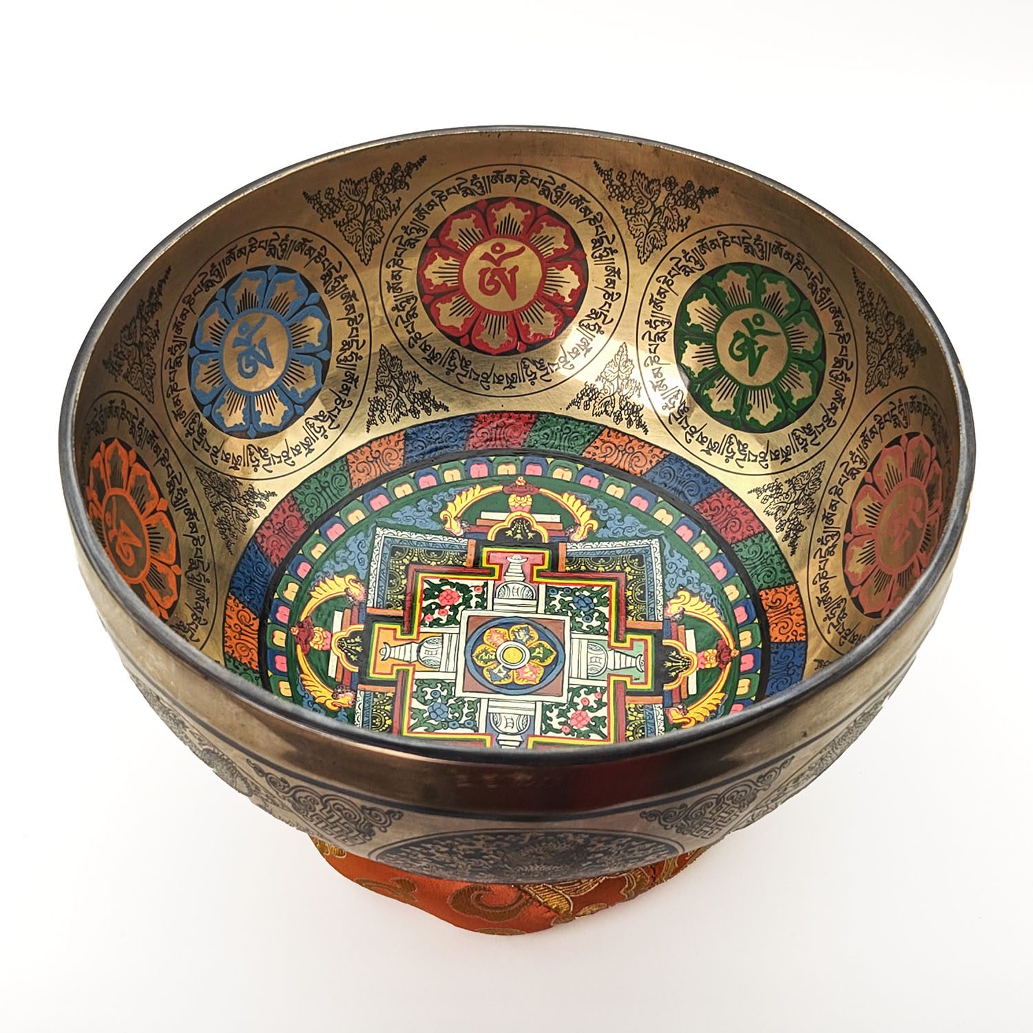 Thangka Mandala Hammered Singing Bowl - D3 (23 cm, 1.6 kg) - Image 3