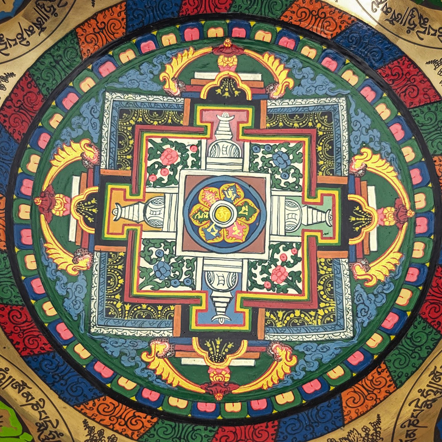 Thangka Mandala Hammered Singing Bowl - D3 (23 cm, 1.6 kg) - Image 4