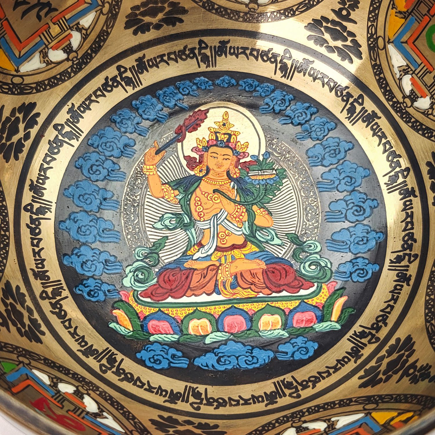 Thangka Hammered Singing Bowl "Manjushree" - D#4 (15 cm, 0.7 kg) - Image 3