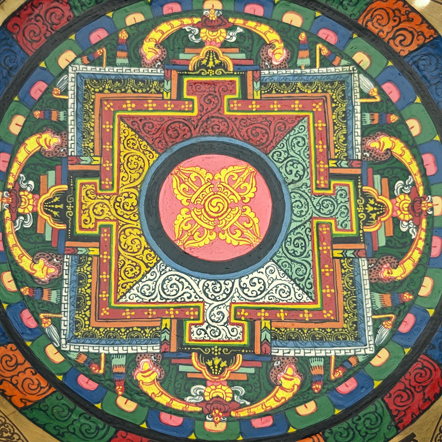 Thangka Mandala Hammered Singing Bowl - C#3 (24 cm, 1.9 kg) - Image 3