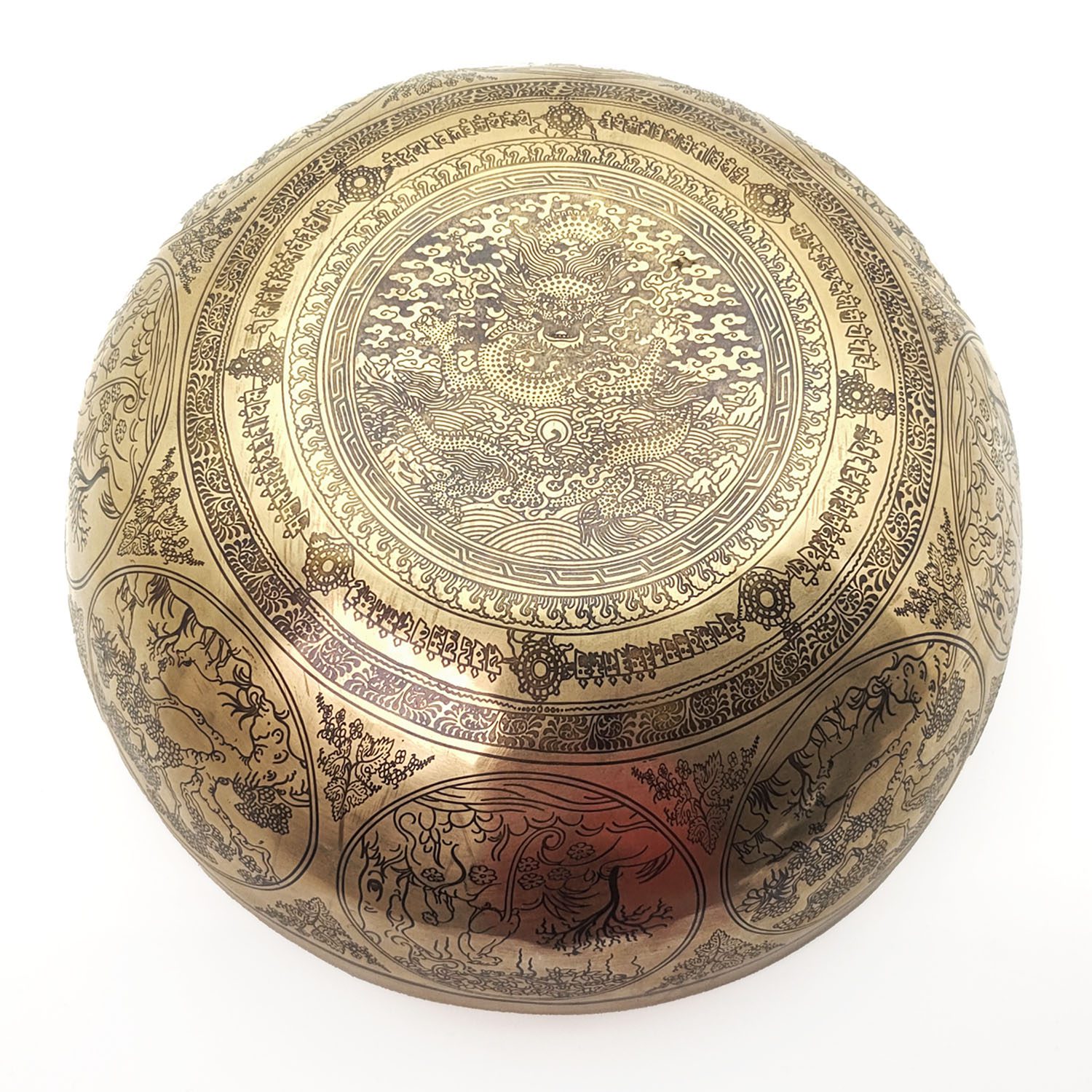 Thangka Mandala Hammered Singing Bowl - C#3 (24 cm, 1.9 kg) - Image 6