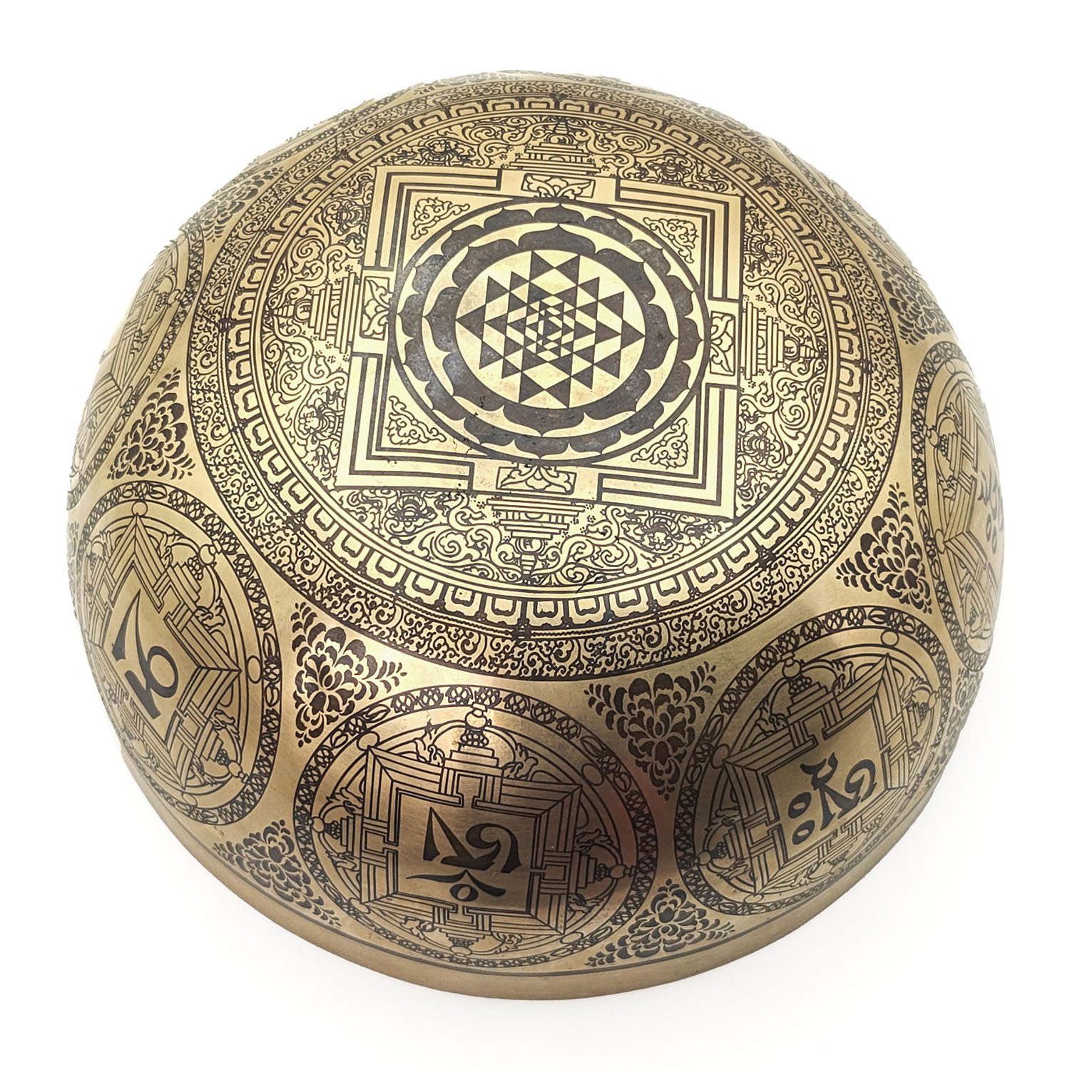 Thangka Mandala Hammered Singing Bowl - C#3 (24 cm, 1.7 kg) - Image 4