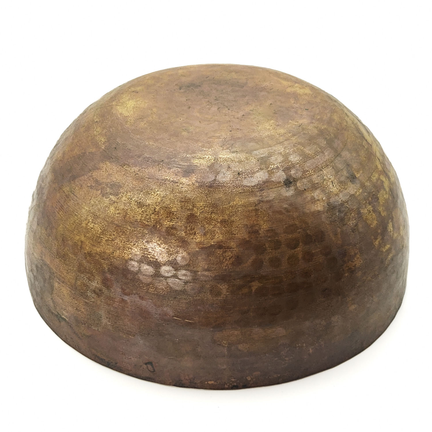 Black Fire Hammered Singing Bowl - B2 (21 cm, 1 kg) - Image 3