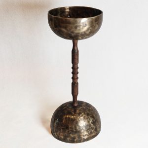 Handle Double Hammered Singing Bowl - F#3-B3 (21-19 cm, 2.7 kg)