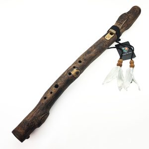 JUANG FLUTES Single Forest Flute - E4 Aeolian (432 Hz, 62 cm, Acacia Branch) (+ pouch)