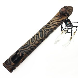 JUANG FLUTES Drone Carved Flute "Tiger" - E4 Minor (432 Hz, 67 cm, Teakwood) (+ pouch)