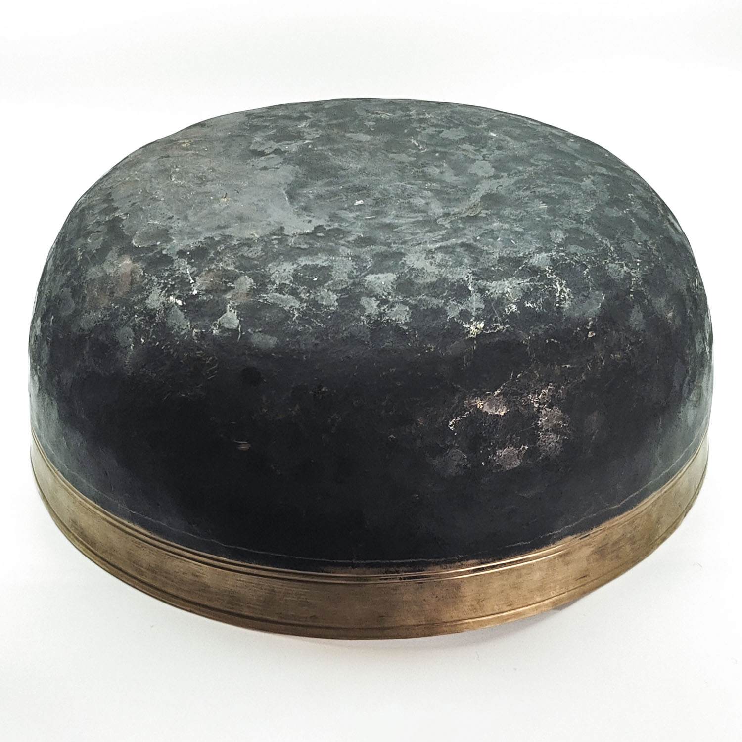 KASA Ultabati Hammered Singing Bowl - C2 (33 cm, 3.5 kg) - Image 4